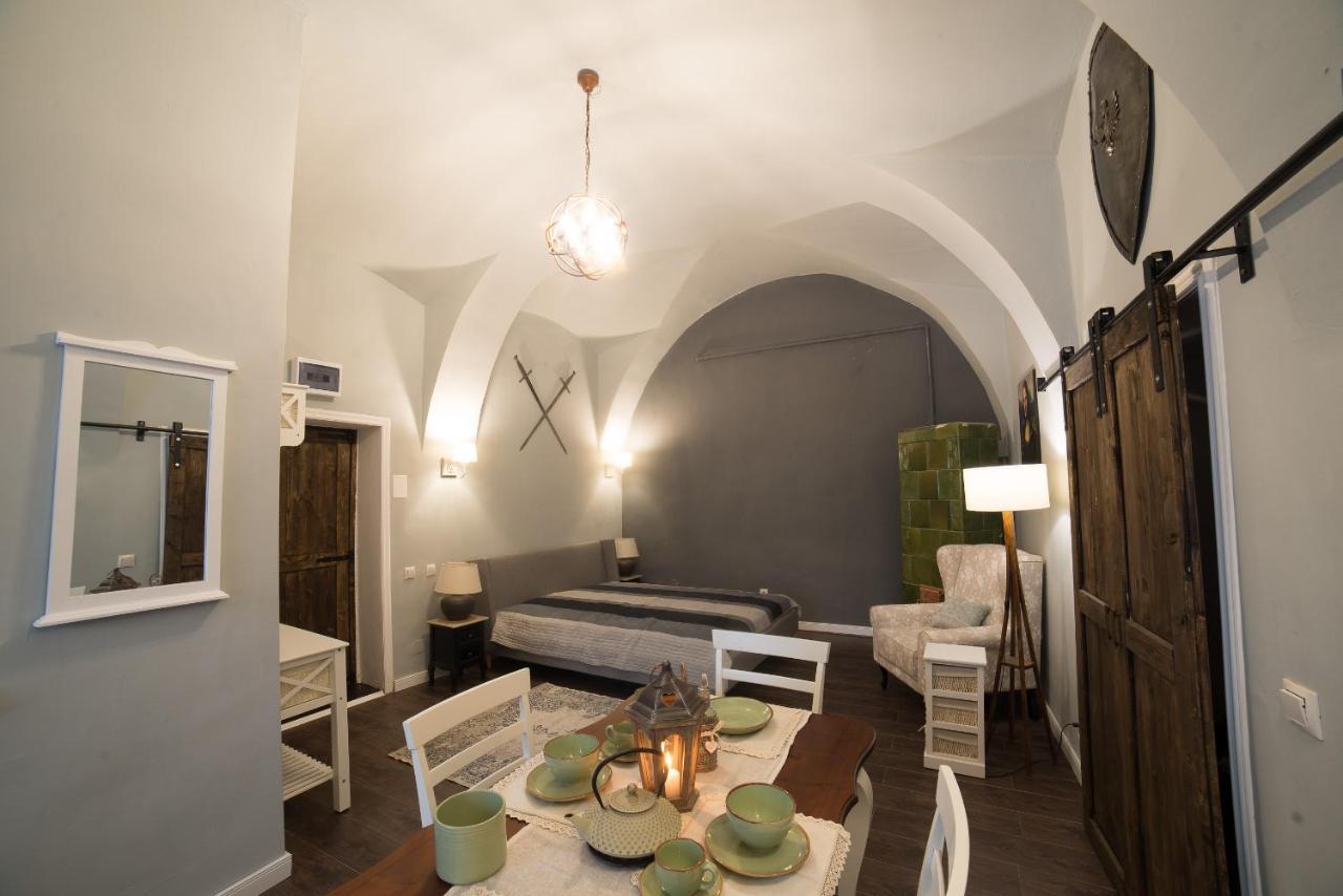Ultra Central Medieval Apartment Cluj-Napoca Extérieur photo