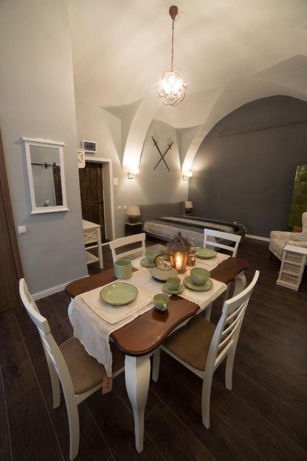 Ultra Central Medieval Apartment Cluj-Napoca Extérieur photo